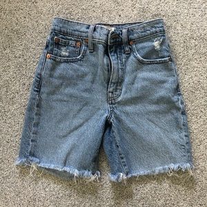Madewell High-Rise Mid-Length Denim Shorts in Lawndale Wash